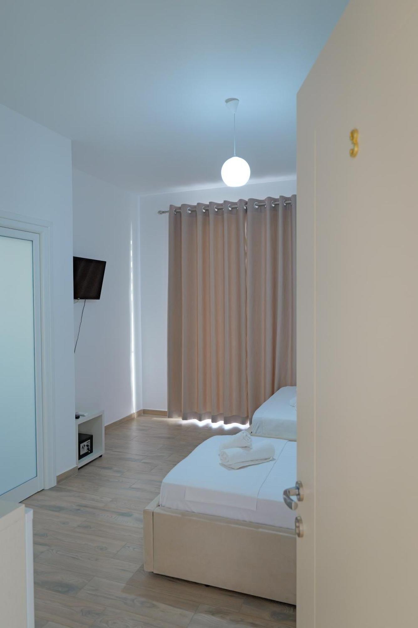 Hotel Veliaj Ksamil Eksteriør bilde